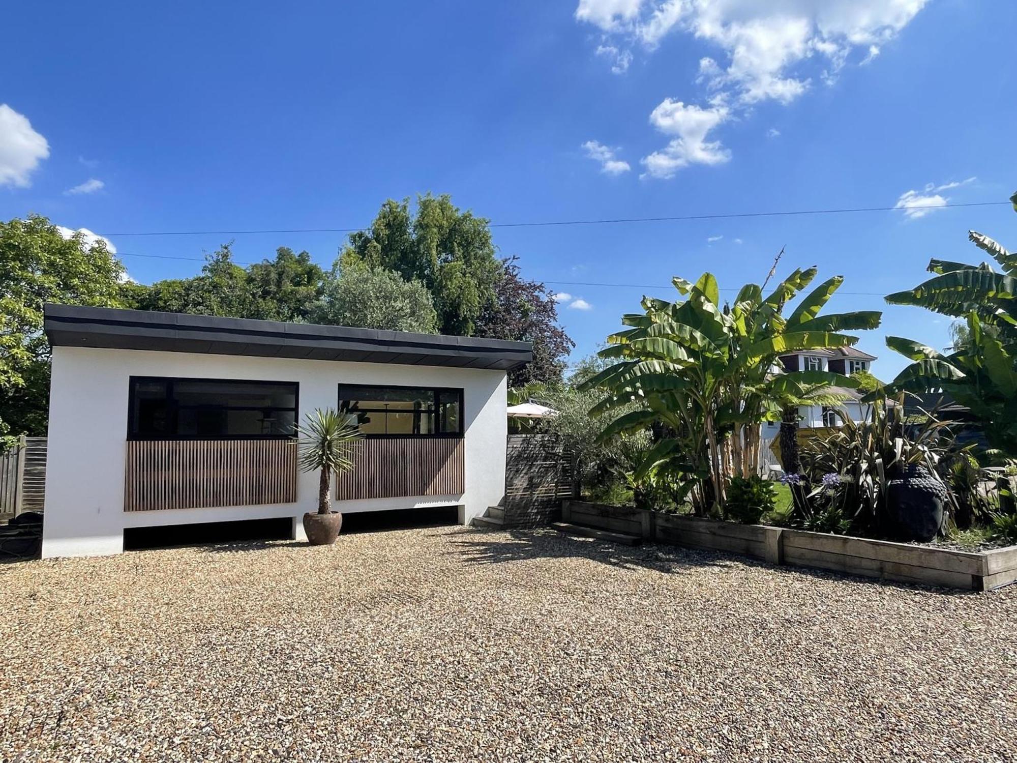 River Guest House With Jacuzzi Fire And Boat Hire Staines-upon-Thames Dış mekan fotoğraf
